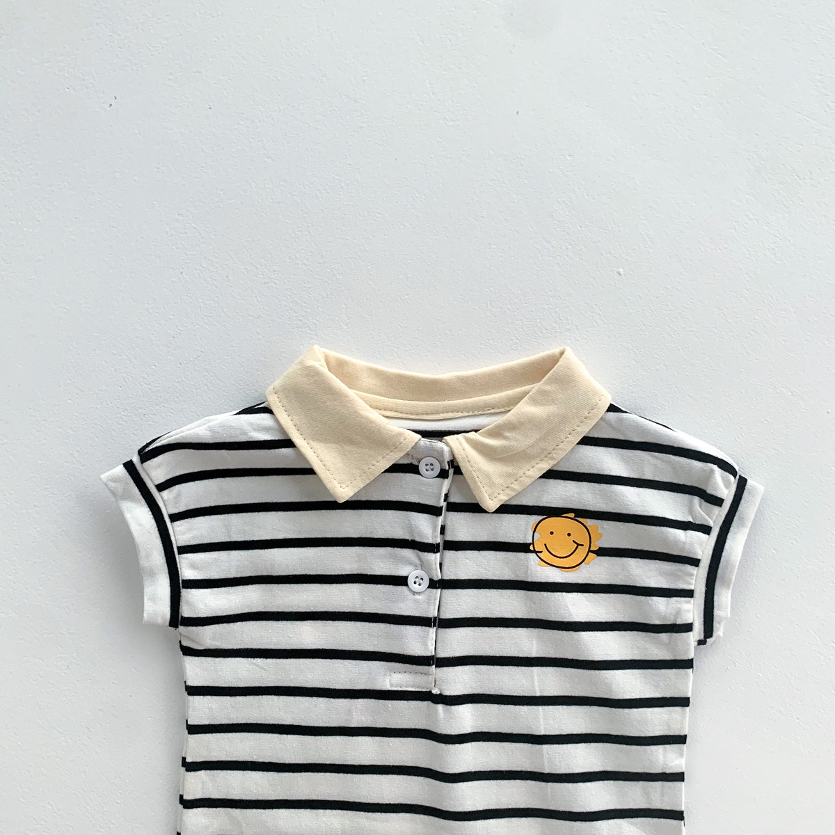 Baby-strampler für jungen, sommer-poloshirt, gestreifter kurzarm-Overall aus atmungsaktiver baumwolle, lächelnde neugeborenenkleidung, babykleidung