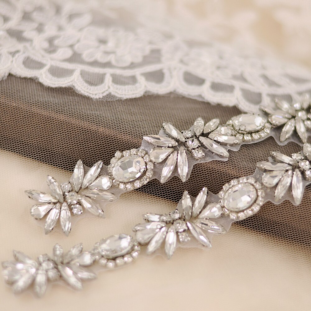 TRiXY S292 Sparkly Rhinestone Belt Wedding Dress Belt Sliver Crystal Bridal Sash Diamond Bridal Belt For Wedding Dress Accessory