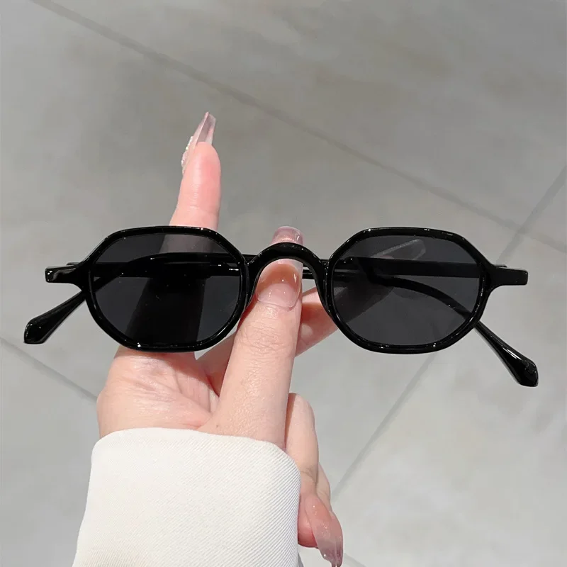 Trendy Small Oval Sun Glasses for Women Men Vintage Stylish Travel Sunglasses Eyewear Outdoor UV400 Shades Protection: Red