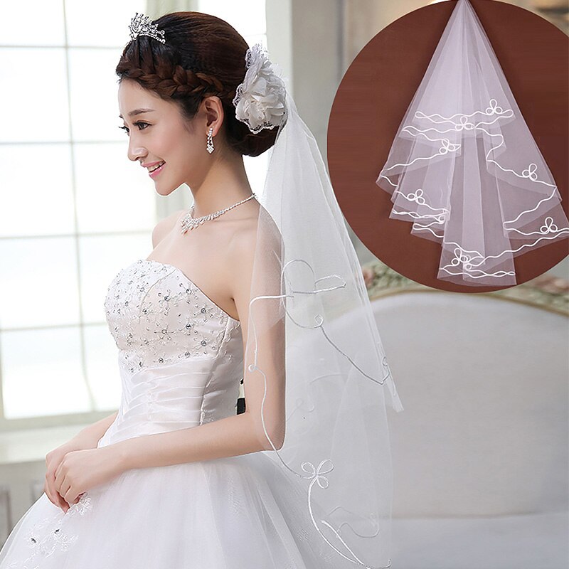 Femmes une couche dentelle bord mariage voile rouge blanc court mariée voile mariage et événements mariée cheveux bandeaux