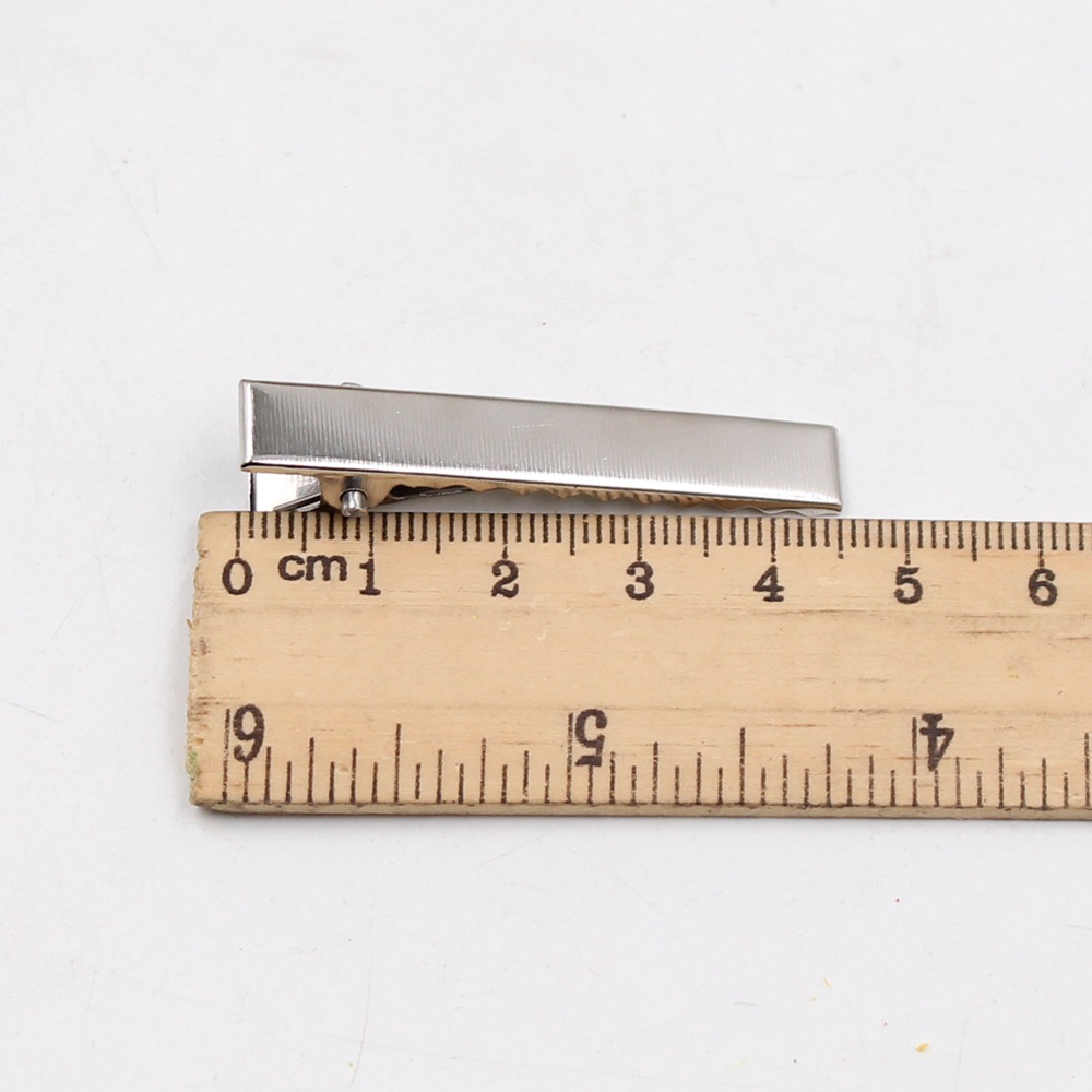 30 stk hvite svarte håndlagde klips for bryllup klut gjør-det-selv kvinner hårspenner generisk jern x skjorte bukseklemme 3cm 4cm 4.5cm 5.5cm: 45mm hvite