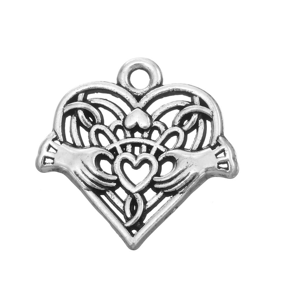 my shape Antique Silver Plated Claddagh Friendship Heart in Hand Pendant Irish BFF Charm for DIY Bracelet 20pcs