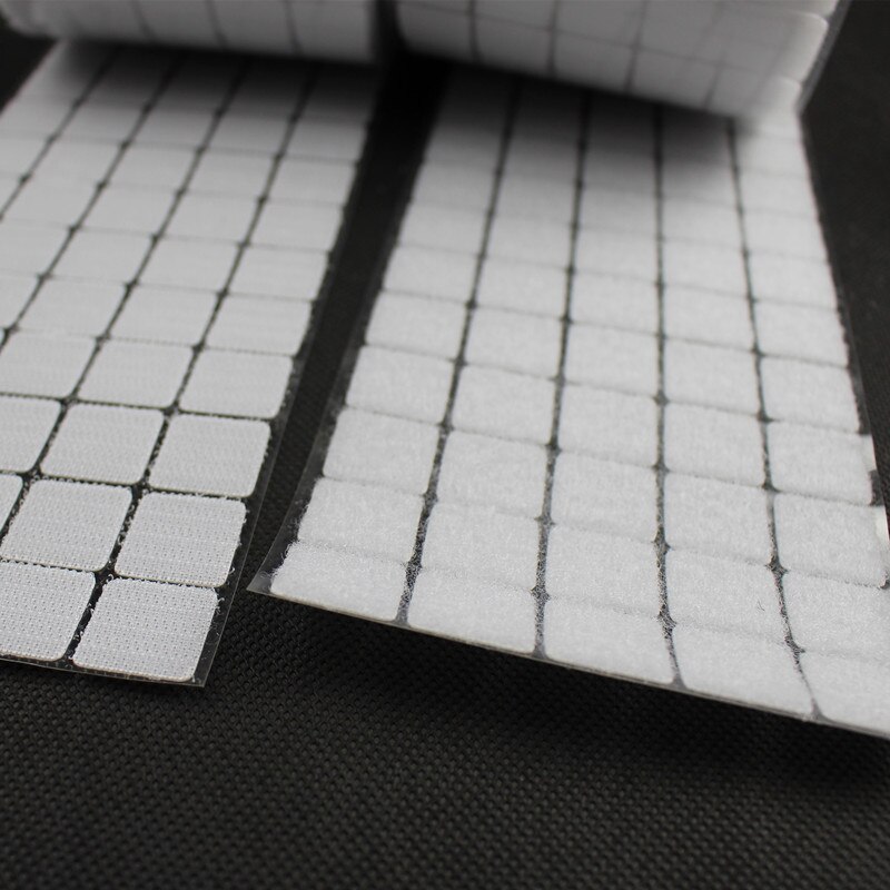 100 par 20*20mm klæbende tape nylon polyester krog og løkke firkantet magisk klisterbånd stærk selvklæbende tape