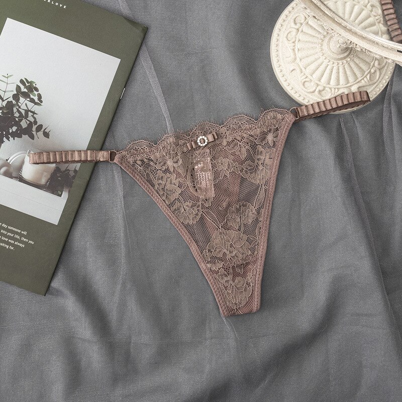 European Style Thong Sexy Lace Panties Low Waist Seamless Hollow Out G-Gtring Women&#39; Transparent T Pants Female Lingerie: Light curry
