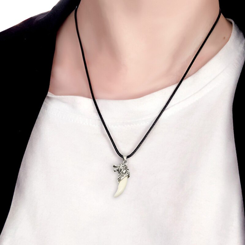 Men's Wolf Tooth Pendent Necklace Tribe Warrior Totern Guard Necklace Luxury Jewery For Male