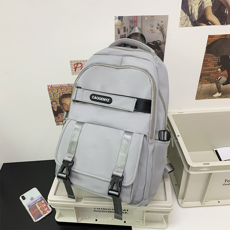 Schwarzer unisex-rucksack aus wasserdichtem nylon mit großem fassungsvermögen #39 ideal als reiserucksack für damen, laptoptasche für #39 oder schulrucksack für #39 .: Grau