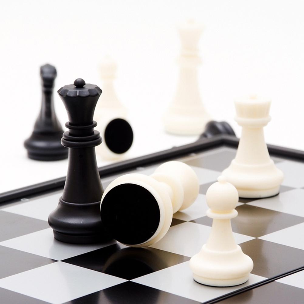 1set Mini ajedrez magnético plegable de plástico tablero de juego portátil juguete portátil