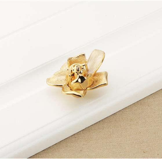 Champagne guld rosa blomma byrå drar knopp låda knoppar drar handtag köksskåp dörrhandtag knopp skåp handtag: Guld-