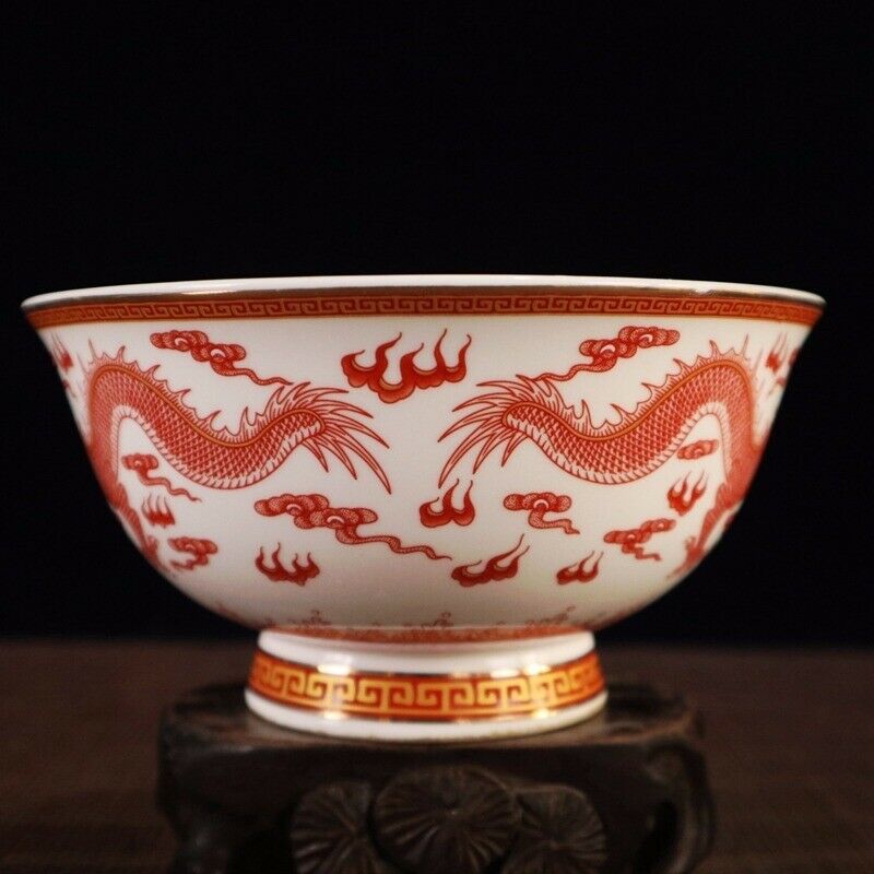 Chinese old porcelain Large bowl with gold pattern and red double dragon bowl