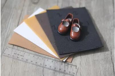 4 stuks 13*9 cm DIY schoenzool handgemaakte bjd Blyth pop schoenen leer materiaal schoenzool zwart bruin geel wit