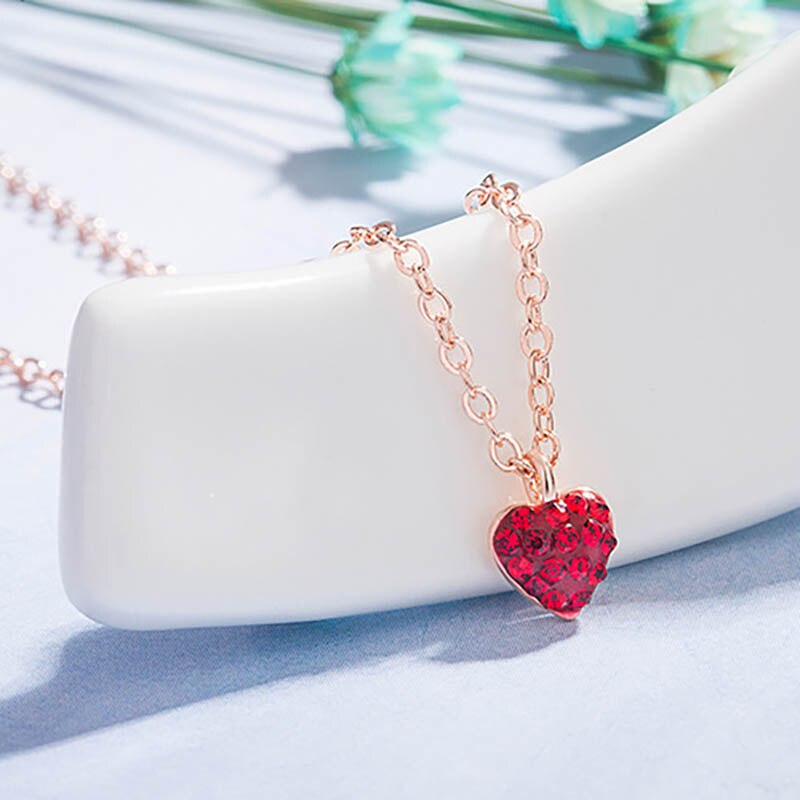 Cellacity romantische 925 halskette mit rotem herzanhänger für damen, schlichte schlüsselbeinkette zum #39: Roségoldfarbe