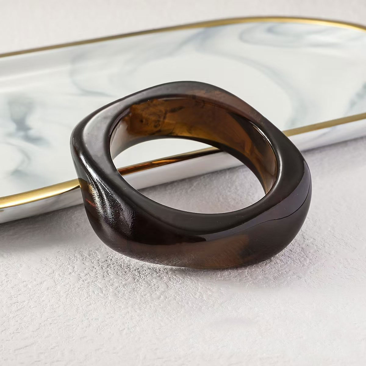 KMVEXO Vintage marron café irrégulier résine acrylique grosses Bracelets pour femme Goth géométrique charme main Bracelets Couple bijoux: COULEUR OR ROSE