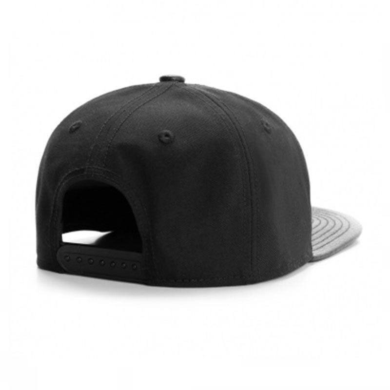 Cappello da baseball sportivo hip-hop in bianco solido con cappuccio nero di marca diakb per uomo donna berretto da baseball da sole casual per esterno per adulti