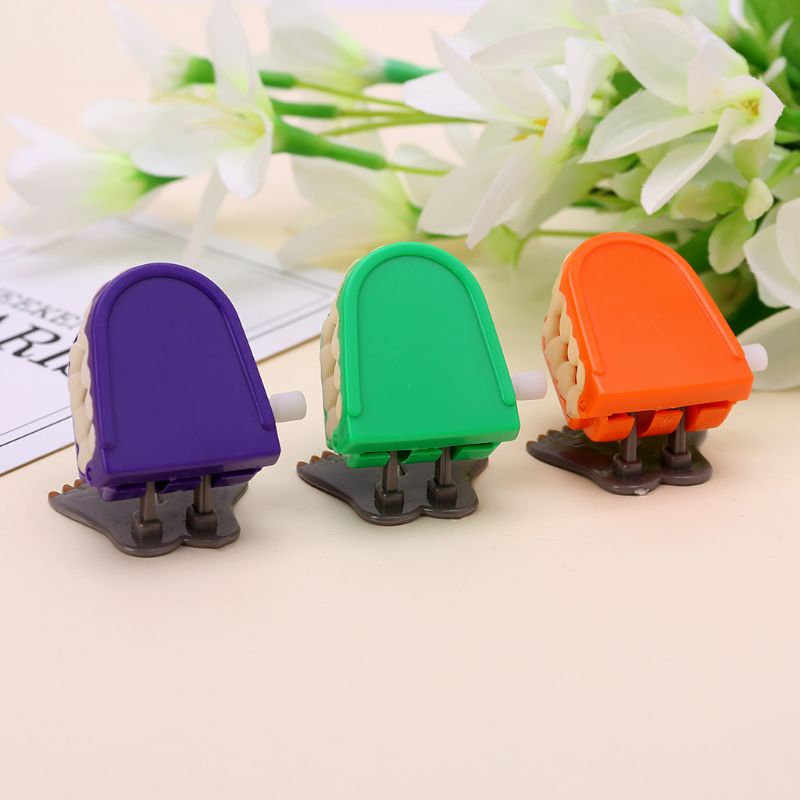 Novelty Prank Toys Funny Clockwork Jumping Denture Educational Mechanical Toys Halloween Decoration Christmas