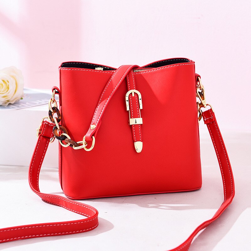 Bucket Shoulder Bag Women Chains Crossbody Bag Female Belt lock Messenger Bags Ladies PU Leather Handbag Women's Bag: red