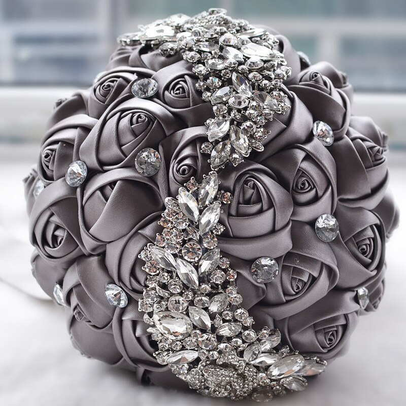 Dusty Pink Crystal Wedding Bouquet Handamde Flowers Rehinestones Beaded Holding Bride Wedding Bouquets Accessories: grey