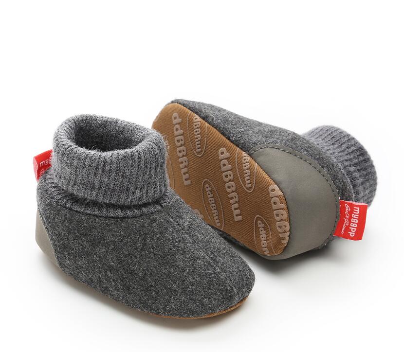 Stevige babyschoenen voor meisjes, eerste loopschoenen voor pasgeborenen, warme winterlaarzen voor peuters, baby's met zachte zolen, 0-18m
