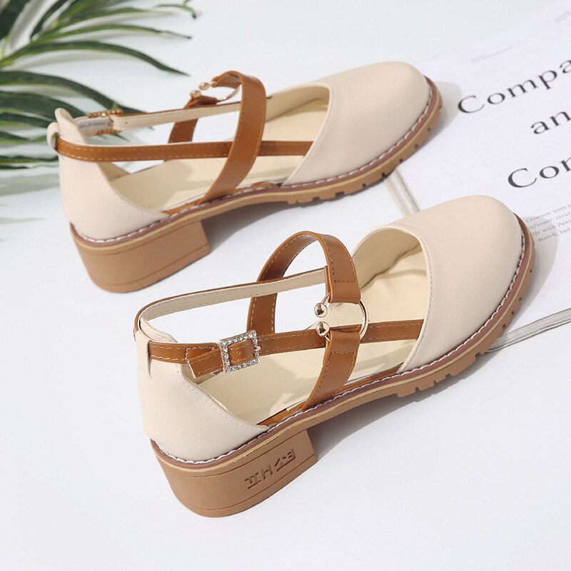 Runda tå sandaler damskor college tjej skor pu läder mary jane lågklackade klackar slingback casual skor