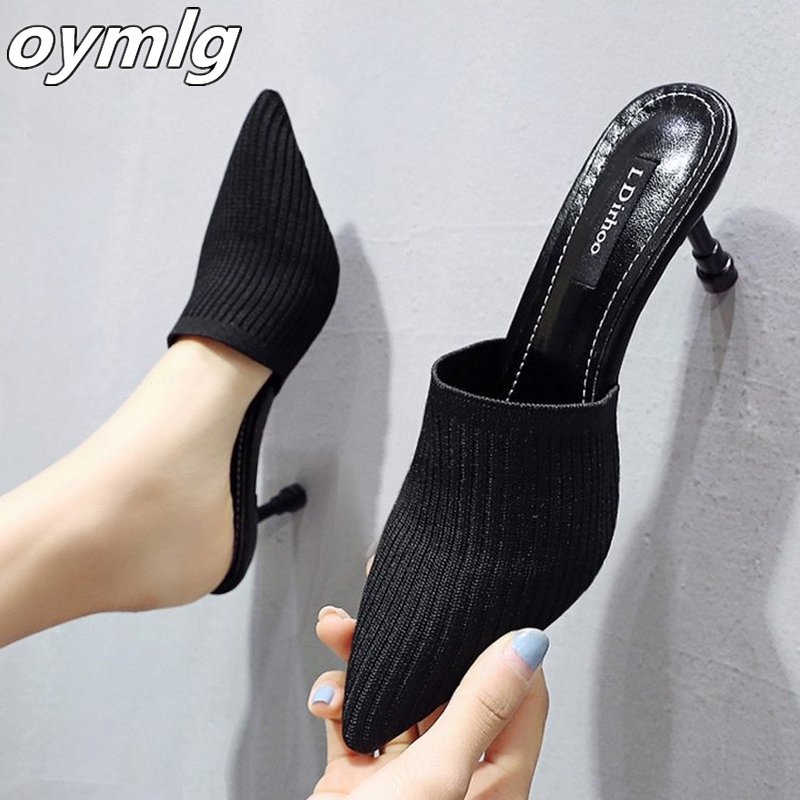 Zomer Womenslippers Vrouwen Dragen Dunne Hakken Met Hakken Baotou Sandalen Slippers Ademend Wilde Mode Hoge Hakken Half Slepen
