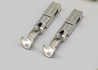 100pcs Female Terminal Pins For FO Turn Light Plug FO Lamp Socket Car Sensor Connector For Auto Renault Peugeot Citroen