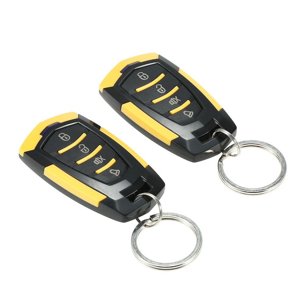 12v centrale vergrendelingssystemen met afstandsbediening, keyless entry en een knop voor het ontgrendelen van de kofferbak.