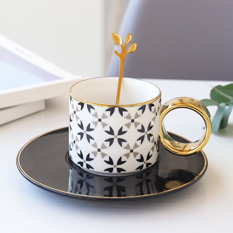 Light Luxury Ceramic Coffee Set 150ml Coffee Cup and Saucer Spoon Set