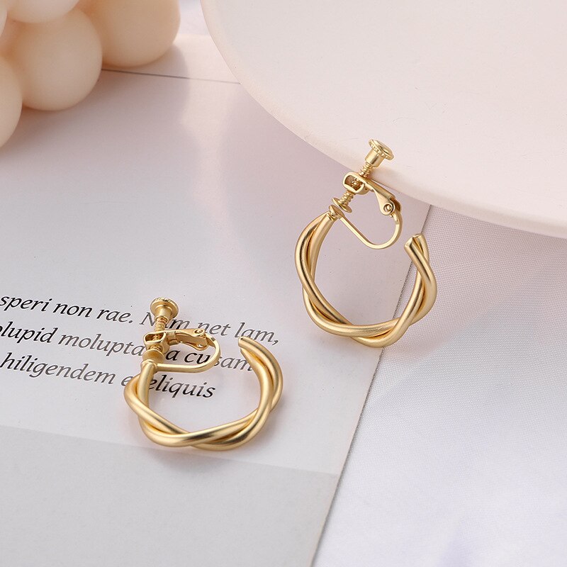 Verweven Twist Cirkel Geometrische Ronde Hoop Clip Op Oorbellen Voor Vrouwen Accessoires Retro Geen Doorstoken Oorbellen Sieraden: 001