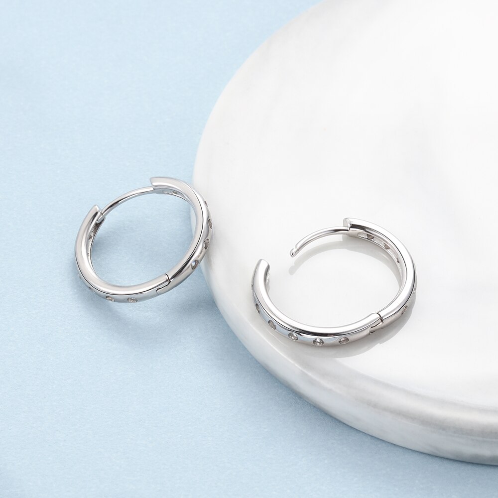 925 Sterling Silver Hoop Earrings Minimalist Simple Circle Earrings Silver 925 CZ Earrings for Women Fine Jewelry (Lam Hub Fong)