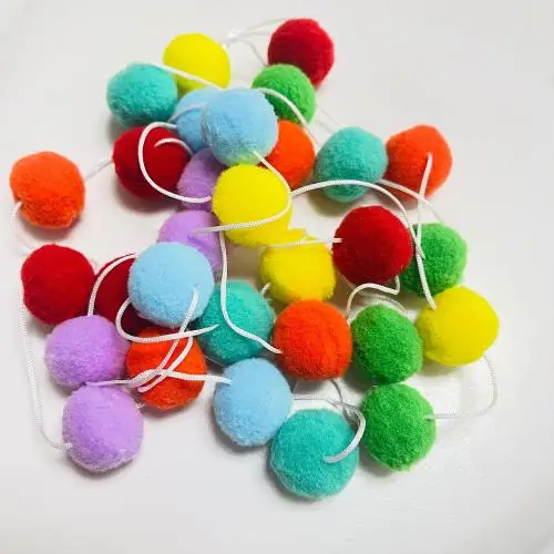 Bolas de lana de 2M, decoraciones de dormitorio hechas a mano, decoración de pared de Halloween, adorno para fiestas de Navidad, colgante, guirnalda de pompones: Gris