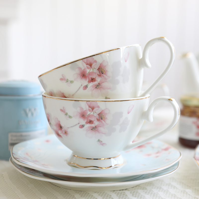 Keramische Luxe Thee Kopjes En Schoteltjes Set Plaat Espresso Koffie Beker Porselein Leuke Kahve Fincan Takimlari Woondecoratie EA60BD