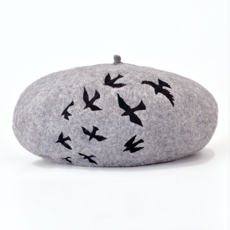 Boinas de lana de fieltro para mujer, Boina de artista bordada, gorro plano, sombreros de azafata para mujer: Gris