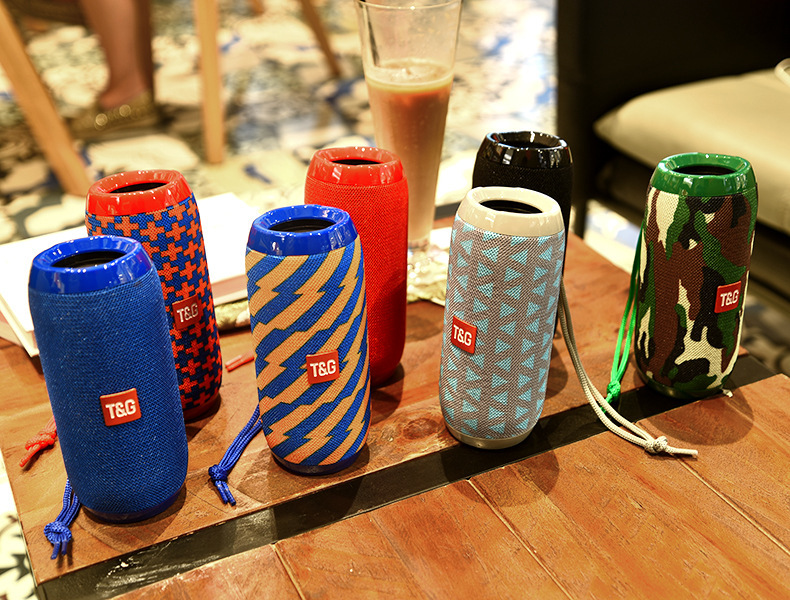 Portable LED Bluetooth Speaker FM Radio Wireless Column 1200 mAh Sound Box mp3 Aux USB Phone Computer Bass 10W Waterproof