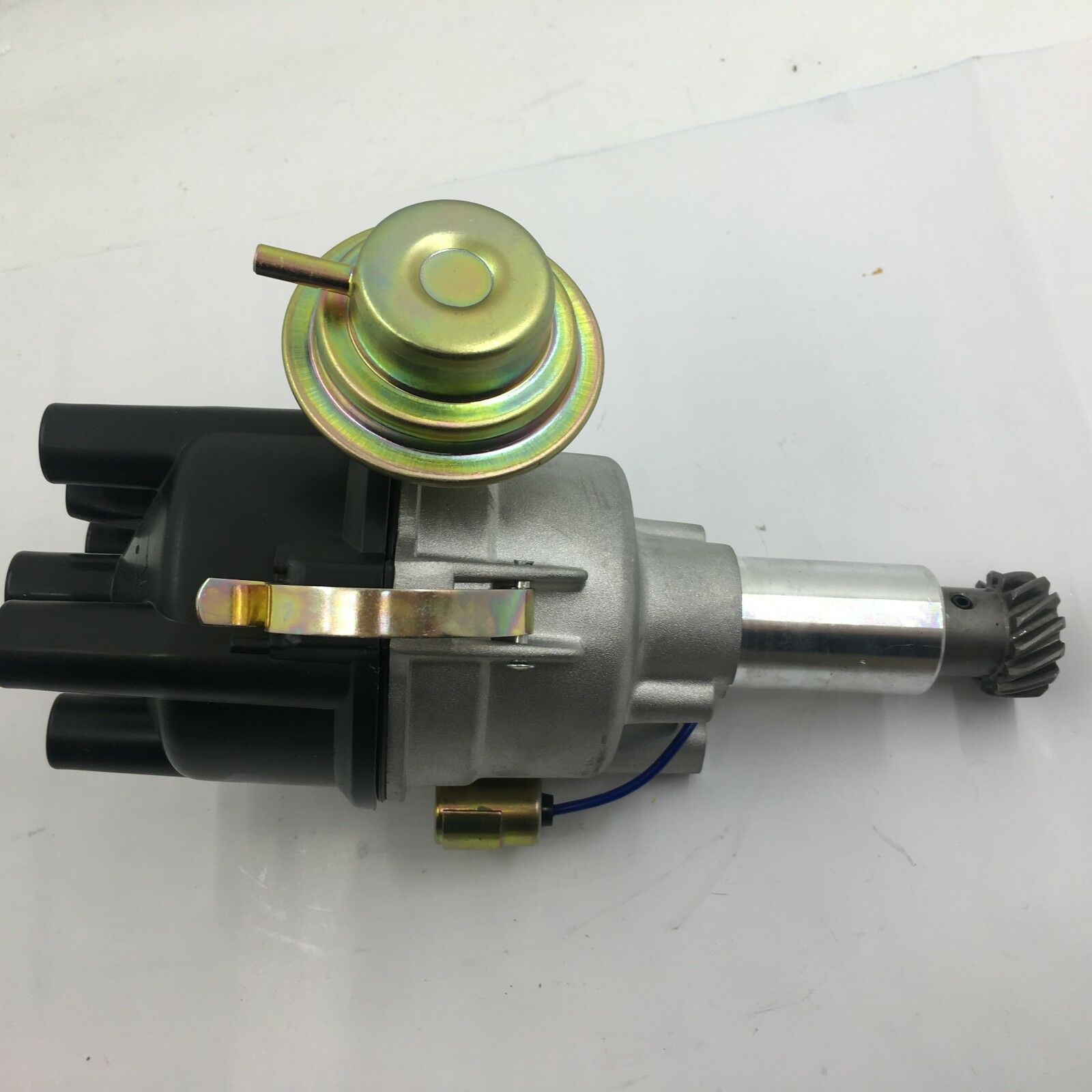 SherryBerg Ignition point Distributor For Nissan Datsun 1200 A10 A12 A13 A14 A15 point distributor