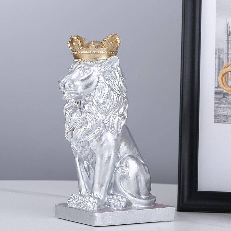 Modern Crown Lion Sculpture Nordic Resin Male Lion Statues Home Office Bar Decoration Art Abstract Animal Ornaments Decor: silver