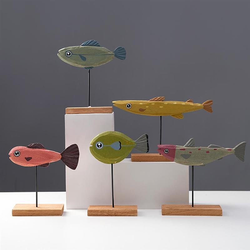 Garden Wooden Fish Ornaments Fish on Stand Decor Fish Statue Desktop Decoration for Home Office Bar