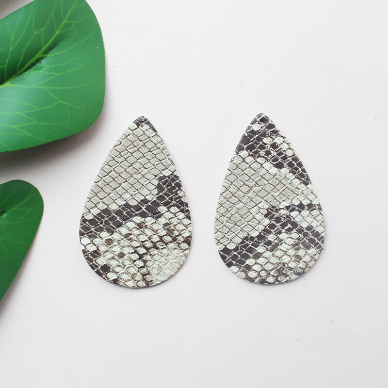 10 pièces Vintage serpent motif PU cuir boucle d'oreille feuille matériaux bijoux à bricoler soi-même faisant des accessoires fournitures: 15