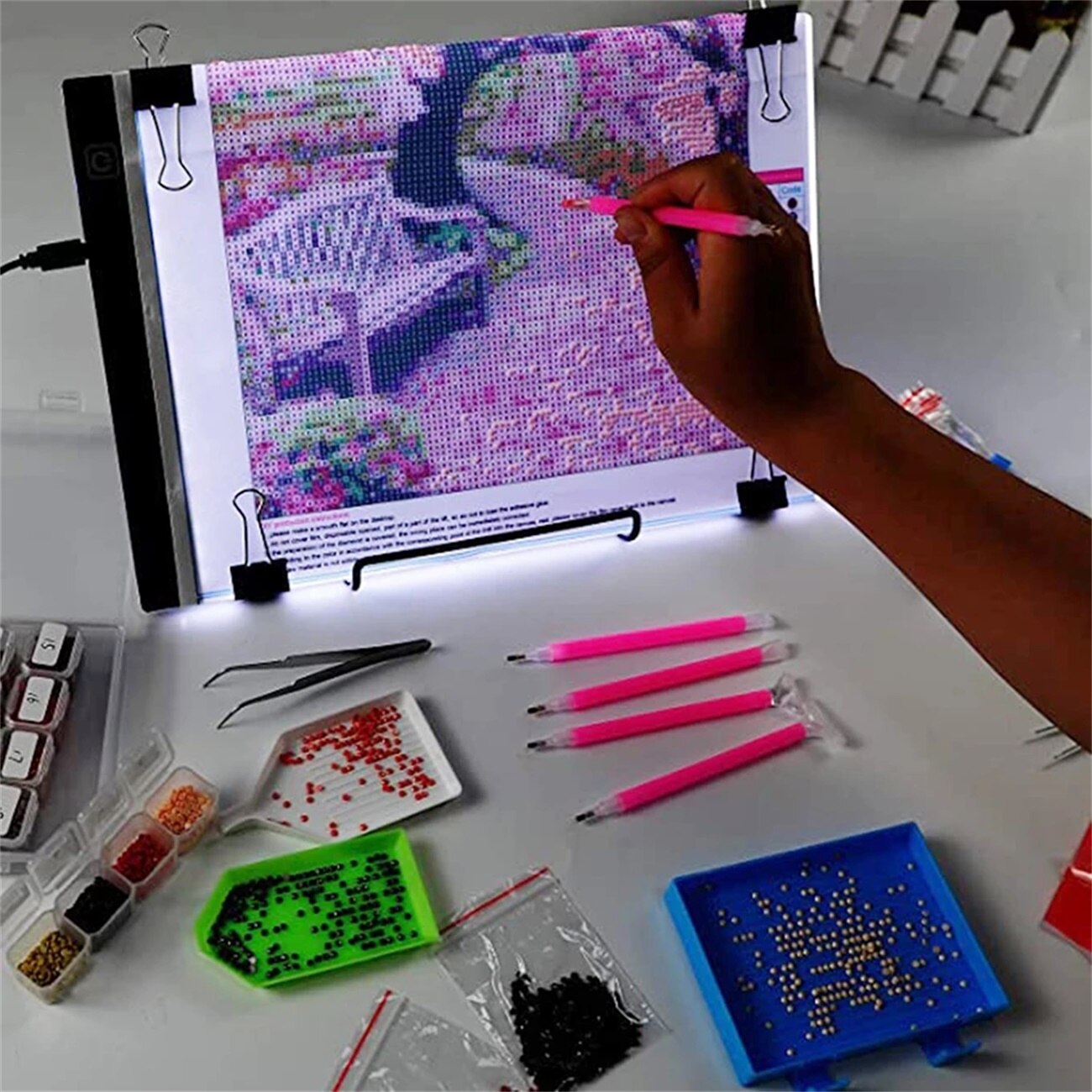 LED Drawing Pad - A4 Size - USB Powered - Ultra-Thin - Animation Tracking Light Box - for Diamond Painting