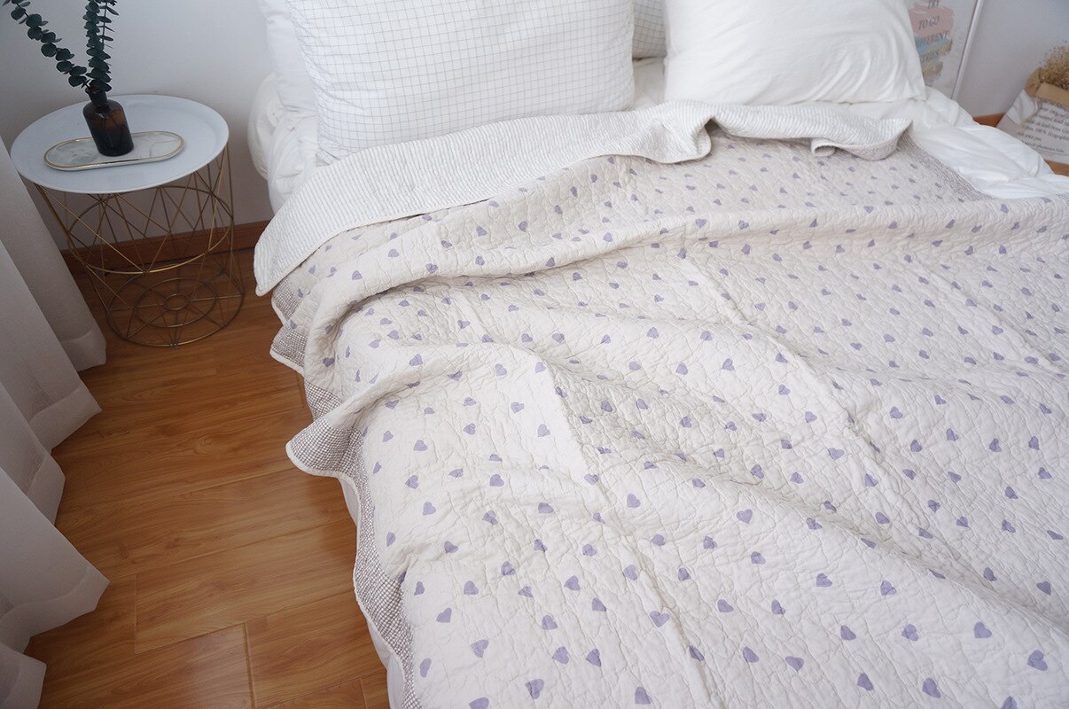 Flicka och pojkar bomull söta tryckta quiltade textilier bomull sommar luftbart överdrag quiltat överkast 150*200: Beige liten kärlek