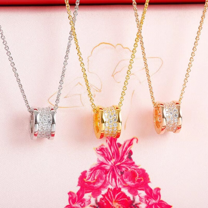 Europe and the United States sterling silver s925 small waist full of diamond accessories white shell gold-plated necklace