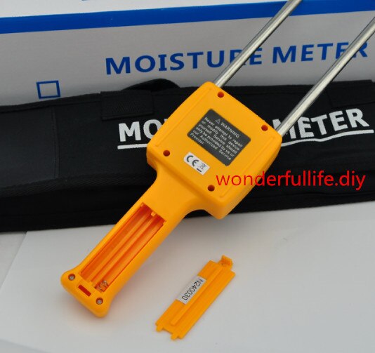 Corn,wheat,rice,bean,wheat flour tester 4 Digital LCD Grain moisture tester meter range:5-35% hygrometer