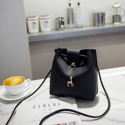 Flickor liten cross shoulder bucket bag handväskor mini fritid kvinnor handväskor påse med rådjur mini crossbody messenger pack: Svart