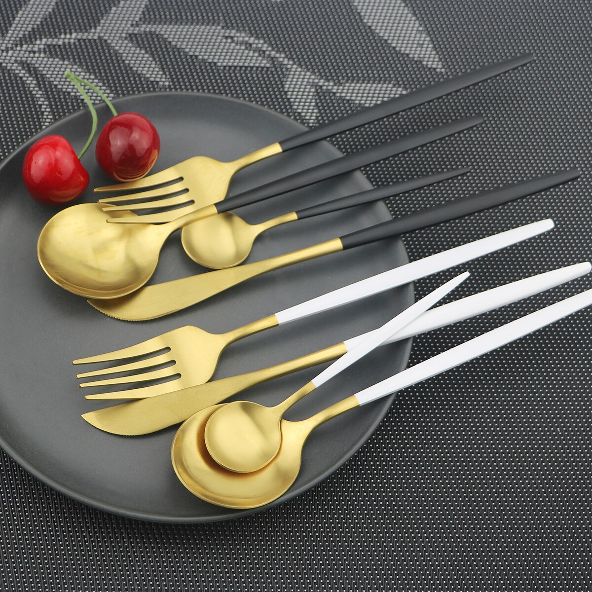 Western 40Pcs Black Matte Cutlery Set 304 Stainless Steel Dinnerware Set Knife Fork Spoon Flatware Kitchen Silverware