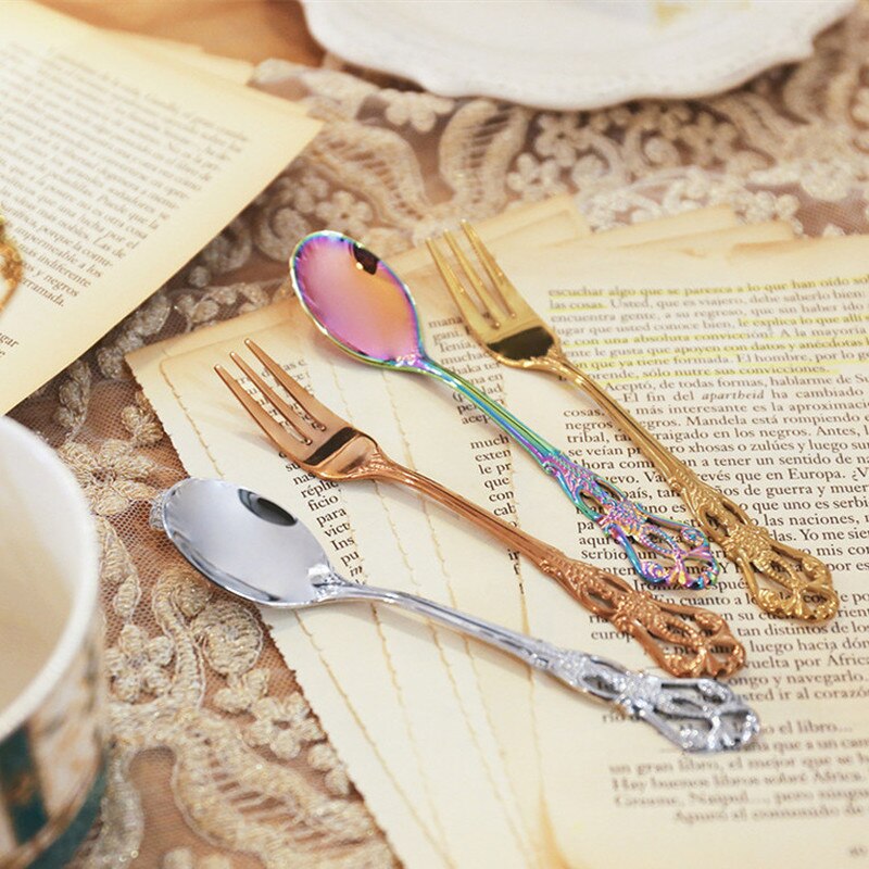 1 Pc European Royal Dessert Spoon Retro Hollow Cake Fruit Fork Embossed Craft Spoon Golden European Stainless Steel Coffee Spoon