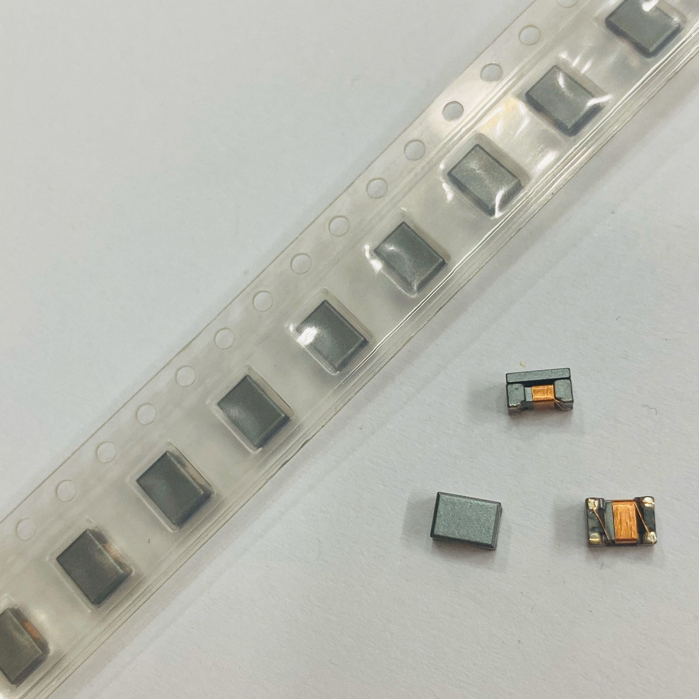 50Pcs WCM4532F2SF-601T15 Smd Common Mode Spoel 1812 600ohm 4532 600R Smd Filter