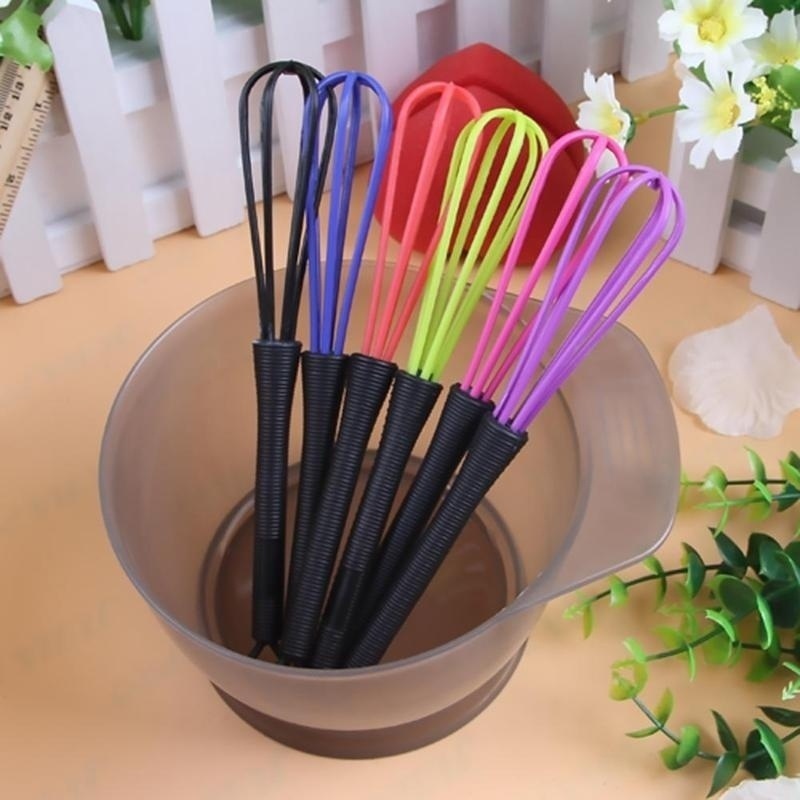 2Pcs Garde Mini Ei Roterende Ei Mixer Kloppers Ballon Platte Staaldraad Kom Schraper (Kleur Willekeurige)