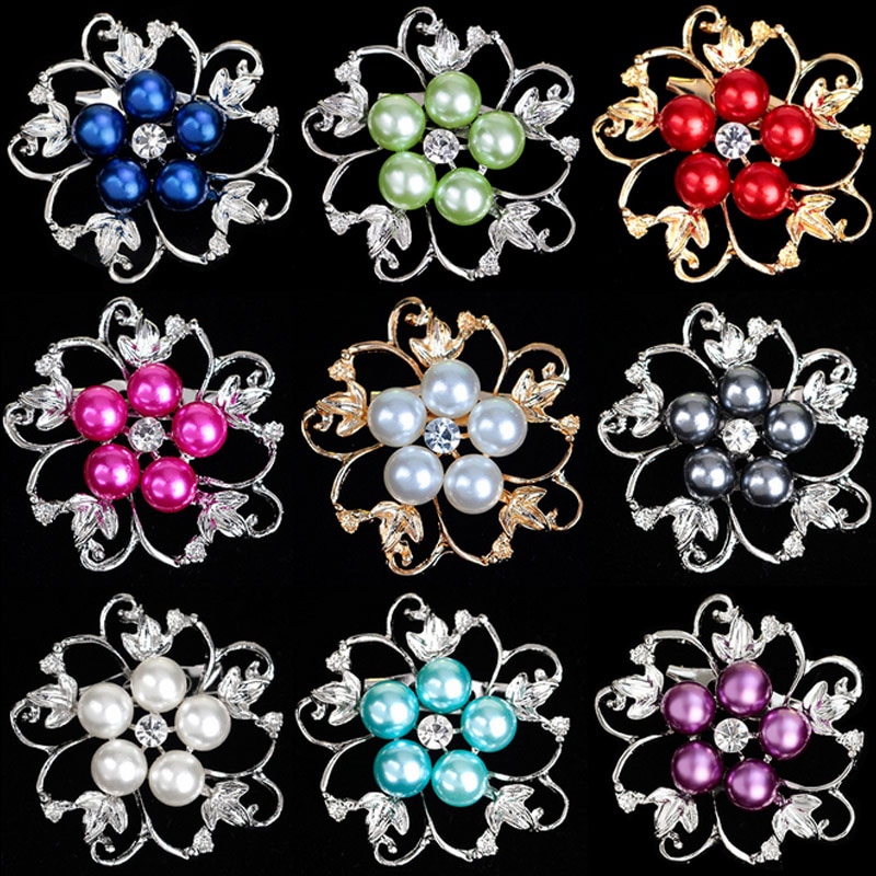 Women Simulated Pearl Rhinestone Brooch Pin Clip Pin Crystal Hollow Flower Brooches Jewelry AIC88