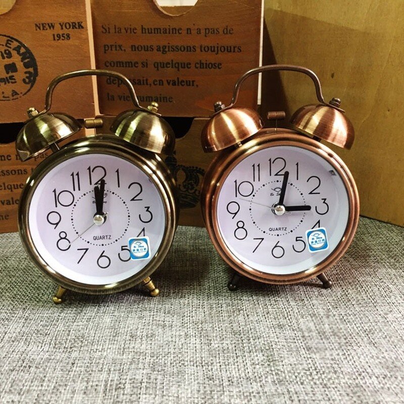 Réveil classique 3 pouces Vintage rétro, horloge à pointeur silencieuse, alarme forte avec double sonnette, veilleuse de chevet pour chambre à coucher