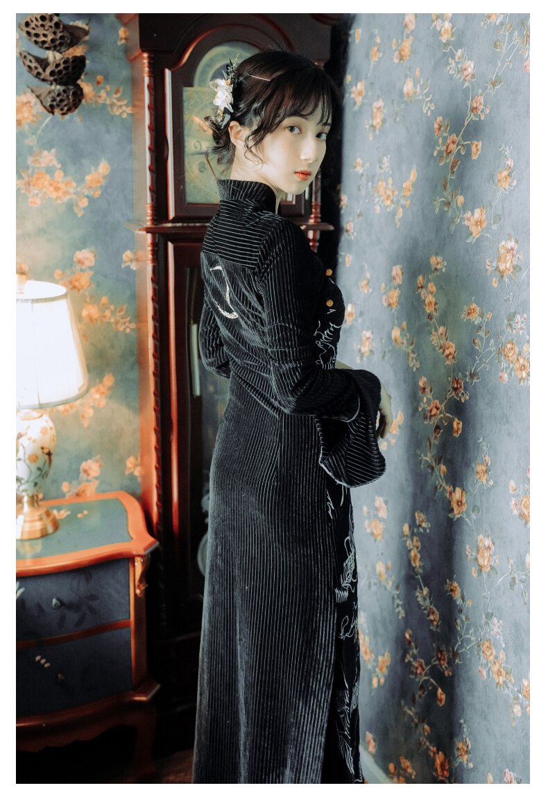 Chinese Retro Cheongsam Meisje Gemodificeerde Jurk Elegante Zwarte Goud Fluwelen Sexy Lange Rok Vrouwen Chinese Qipao Jurk