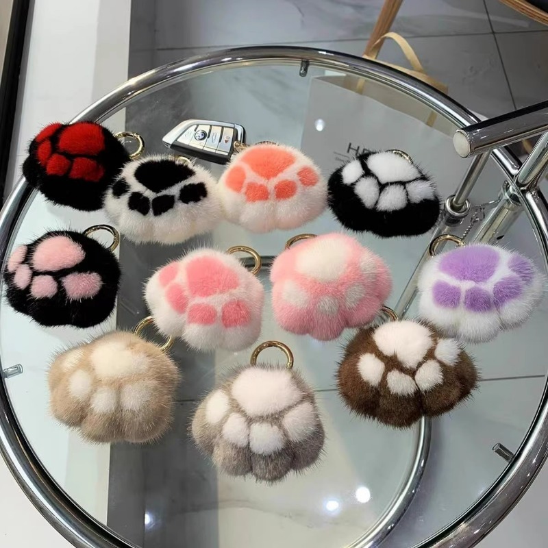 Cat Paw Pendant Keychain Fluffy Soft Faux Fur Key Chain Kid Stuffed Toy Plush Toy Key Ring Backpack Car Key Pendant
