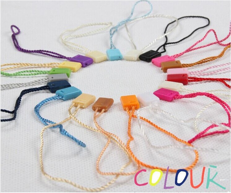 Zwarte hangtag koordjes met kliksluiting | We Love To Print